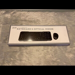 QUB Works 2.4Ghz Wireless Keyboard & Optical Mouse